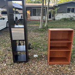 only the black one is left as someone picked up the brown one, first come/first serve. it’s at 6721 Garfield St Hollywood 33024