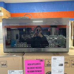 BLACK STAINLESS STEEL SAMSUNG MICROWAVE OVEN 