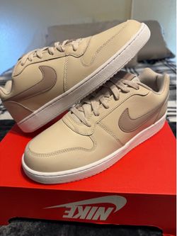Nike Tan low tops