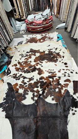 Natural Cowhide Rug Brown Black White