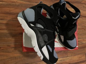 Nike Air Trainer Haurache Sz13