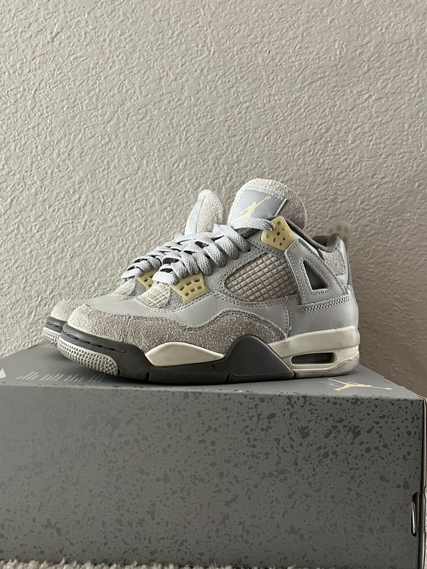 AIR JORDAN 4 RETRO