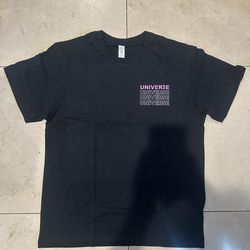 Her universe T-Shirt (Send best offer)
