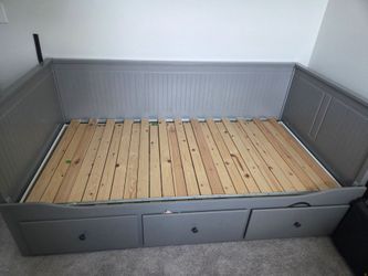 Ikea daybed