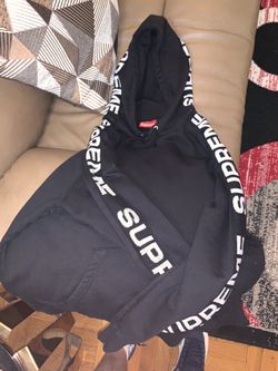 Brand new supreme hoodie size large fit fitted