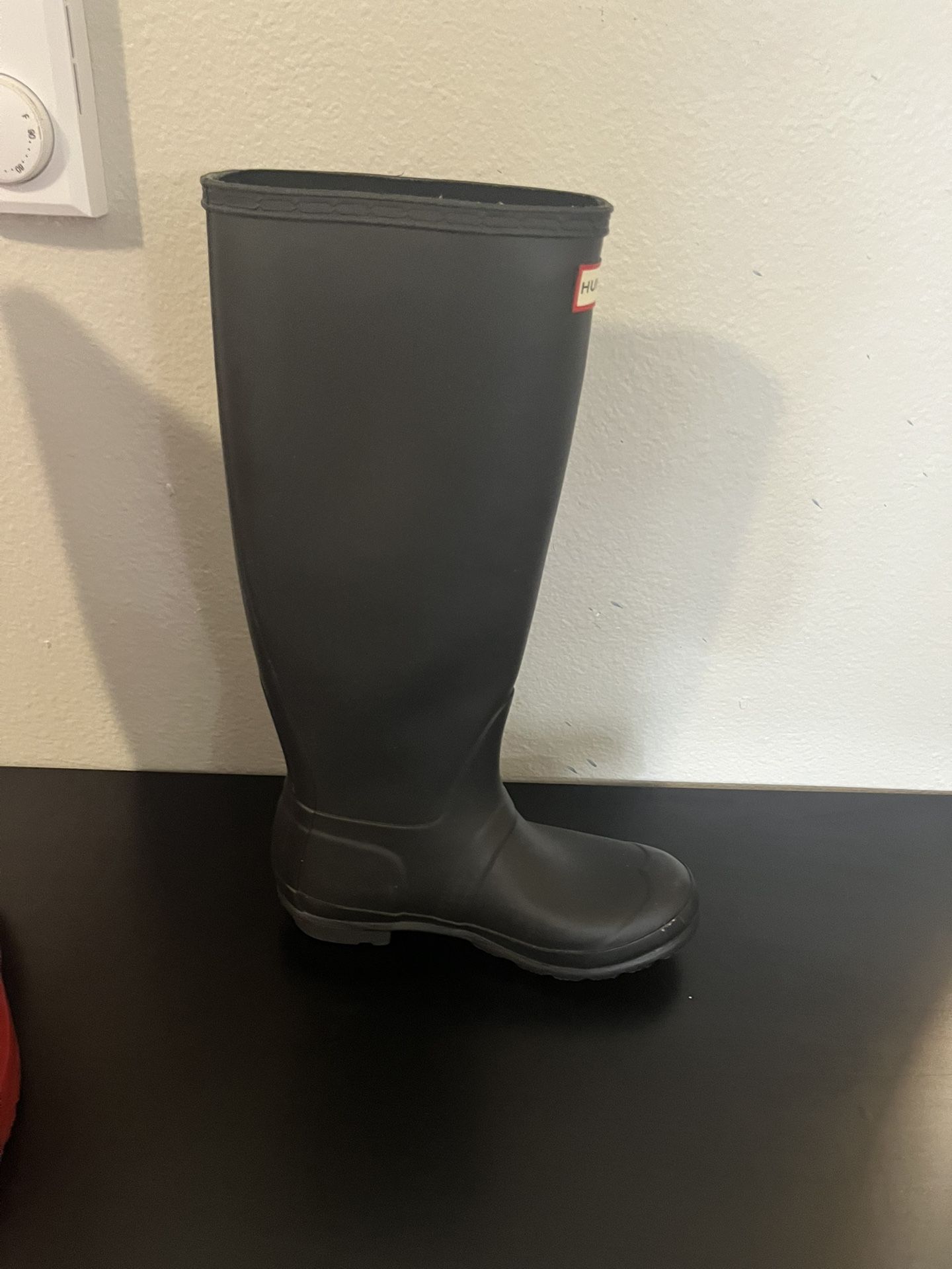 New Got Box Size 6 Hunter Boots