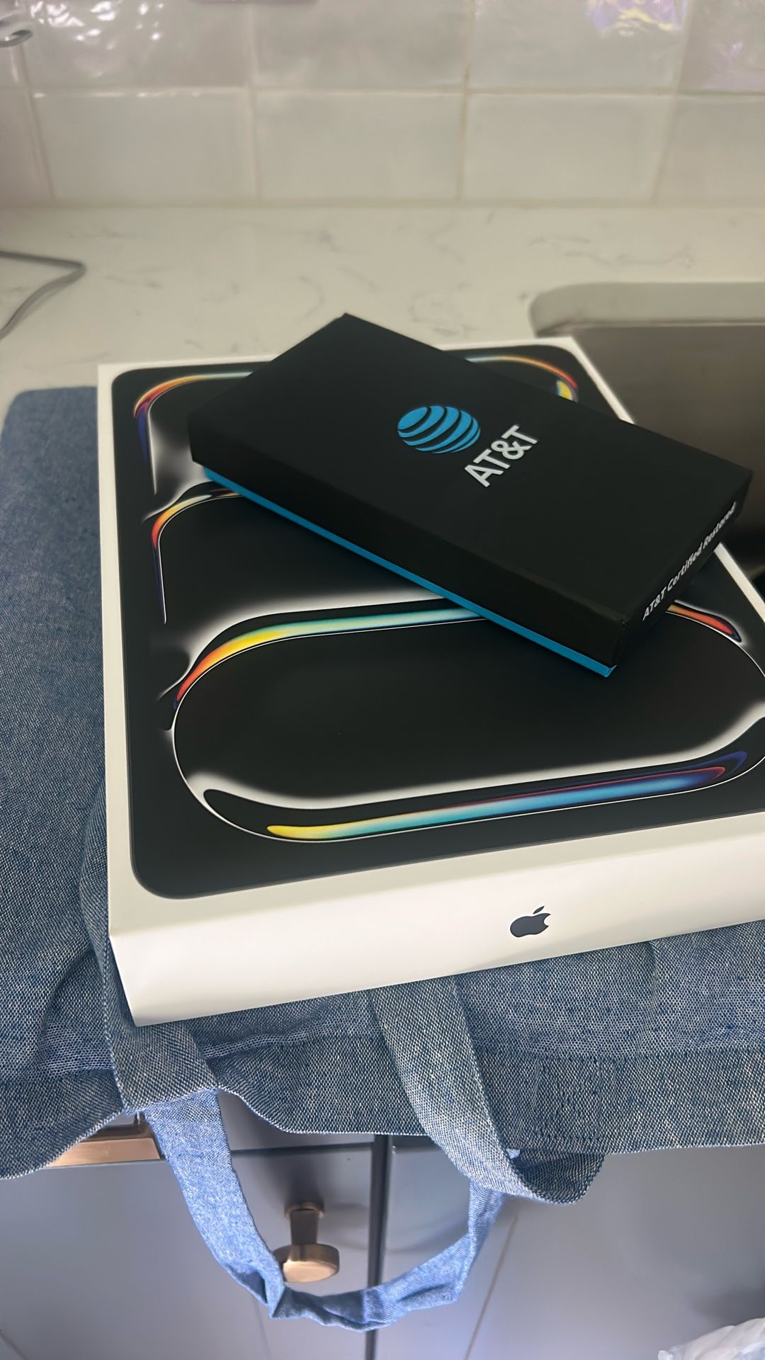 iPad Pro 13 Inch And iPhone 16 Promax