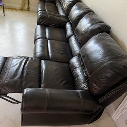 Letter Couch.   NO SCRATCHES NO RIPS