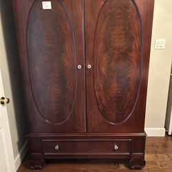 Thomasville Armoire