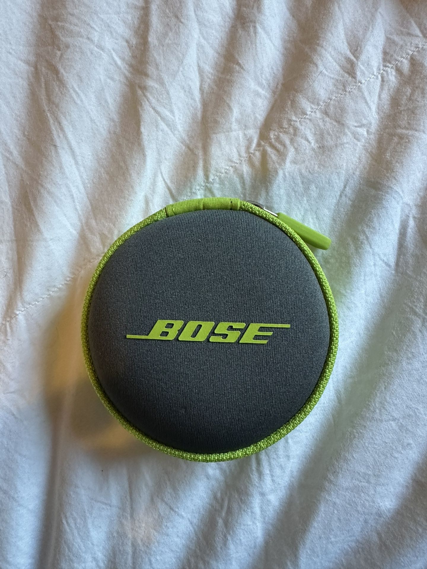 Bose Sounds port Earbuds