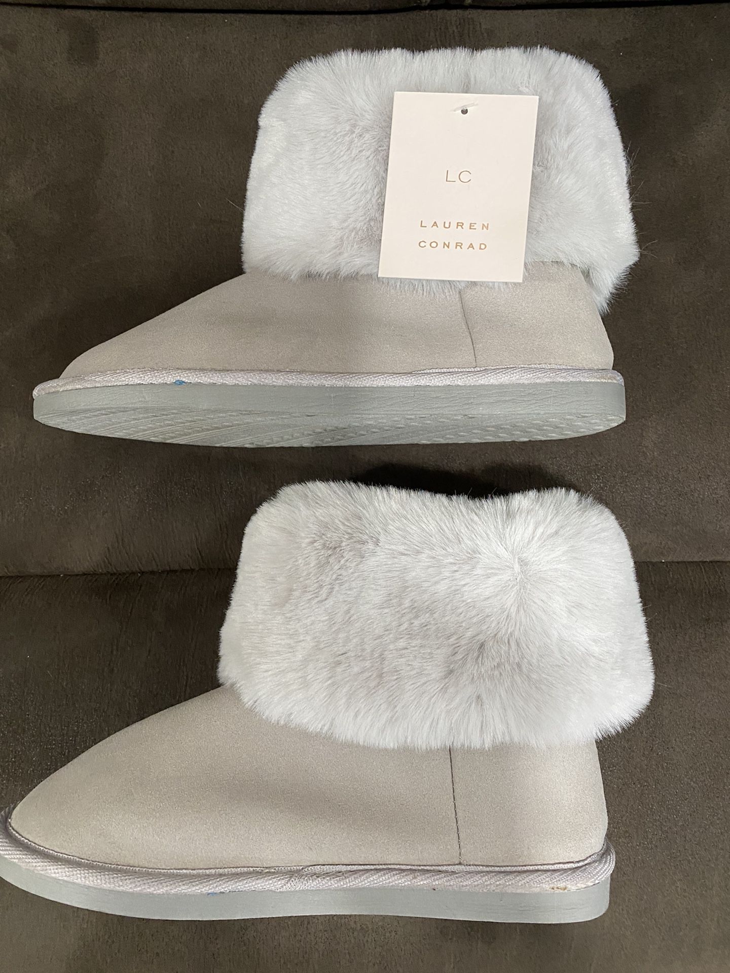 Gray women’s LC Lauren Conrad Faux Fur& Suede Boot Slippers Size 5/6 It’s New Never Used!!