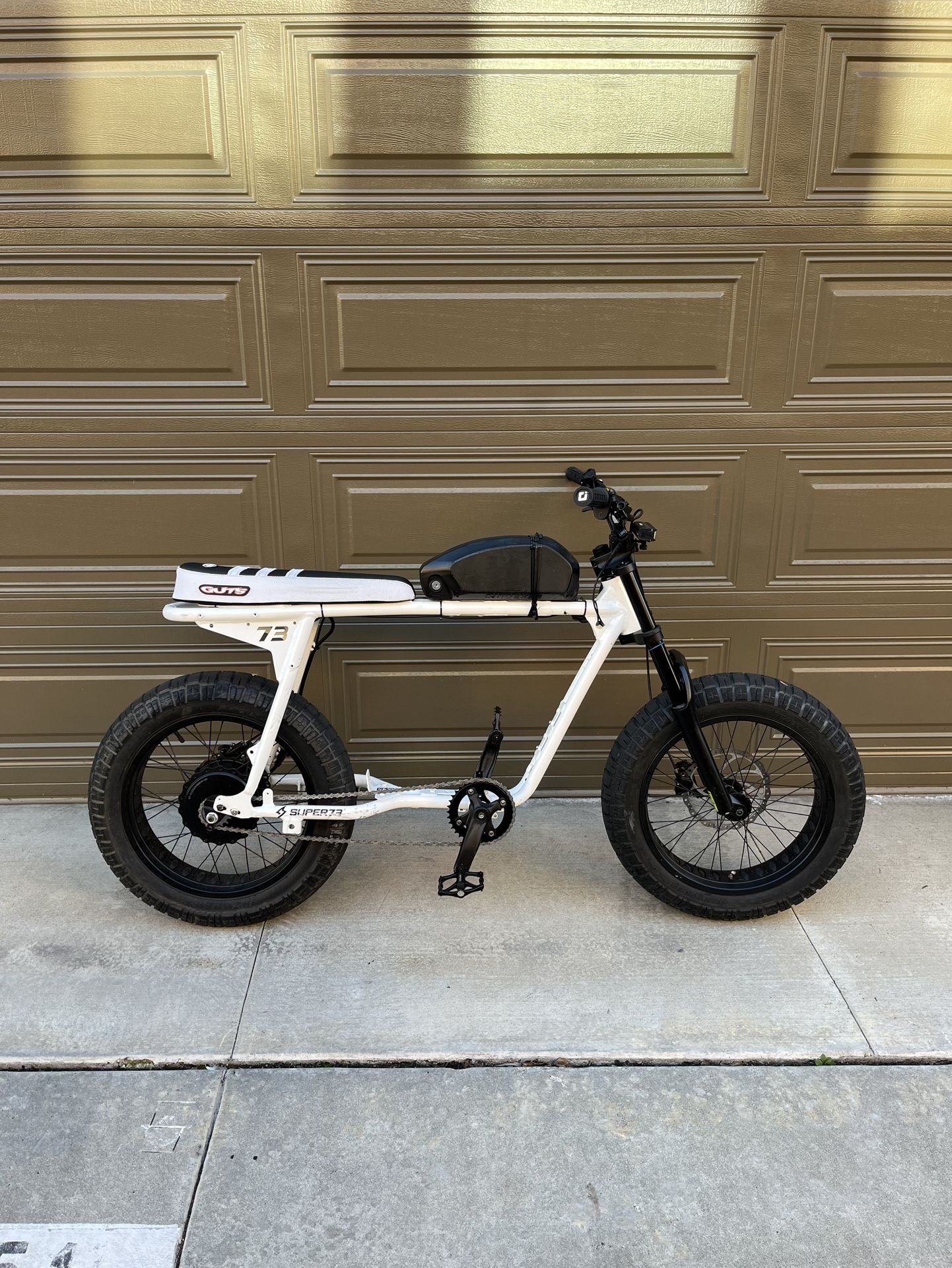 2022 White Super73 S2