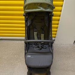 Delta Jeep Altitude Compact Everyday Travel Stroller Green Black Lightweight