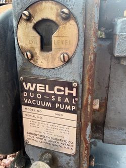 Welch vacuum pump