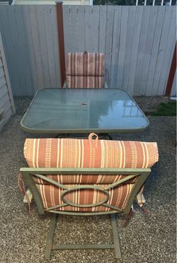 Outdoor Patio Table and Chairs Set