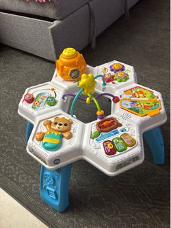 Infant/toddler play table