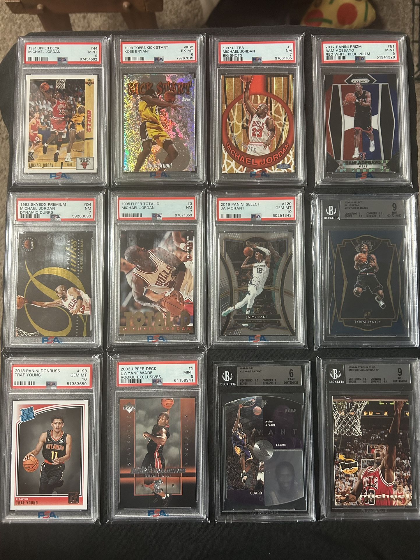 BASKETBALL CARD LOT