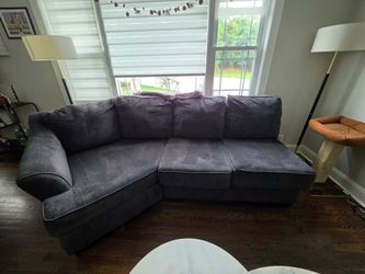 Sectional couch