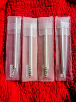 Clinique Lip Brush