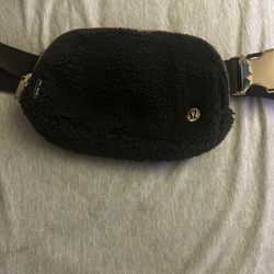LuLulemon belt bag