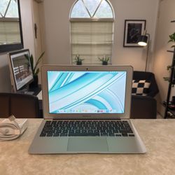 MacBook Air 2015 11-inch MacOS Sonoma