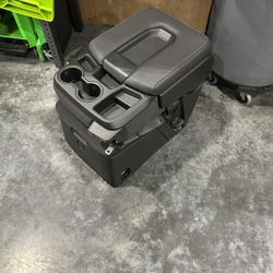 2021-2025 Chevrolet Tahoe Center Console Jumpseat