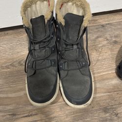 Sorel Suede boots