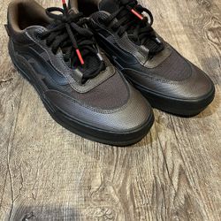 Vans Men's Wayvee Justin Henry Skate shoes Coffeebean Black Popcush