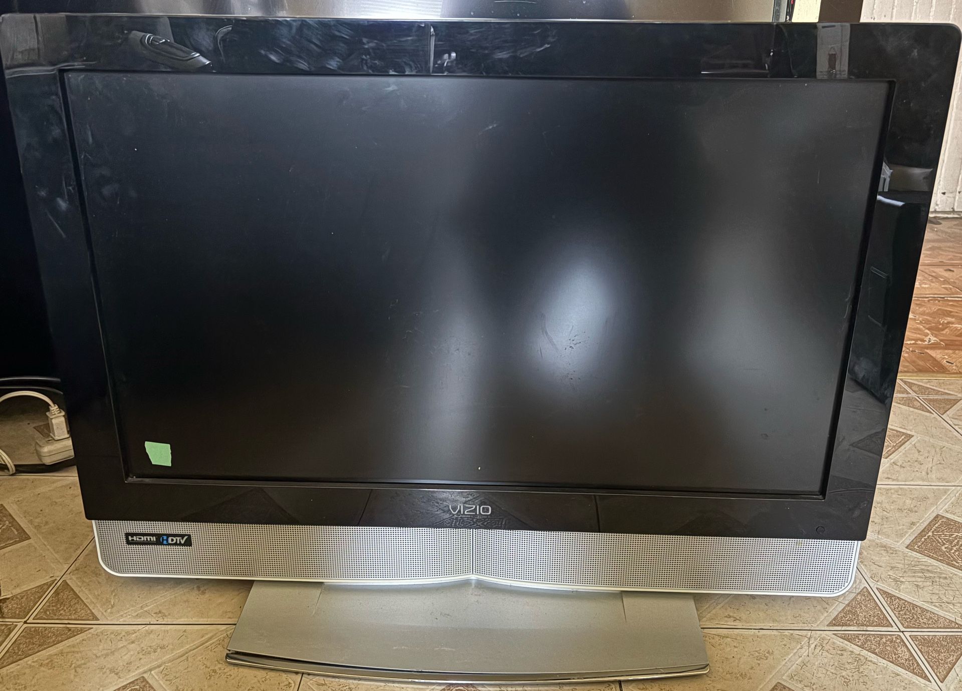 Vizio VX32L HDTV