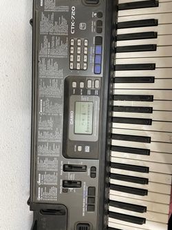 Casio CTK-720 electronic keyboard