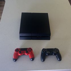 PS4 With 2 Controllers 