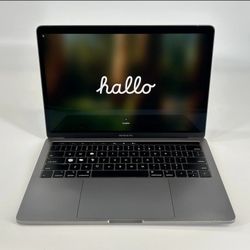 Apple MacBook Pro 2018 13.3 Inches I7  16 Gb Ram  500GB SSD 