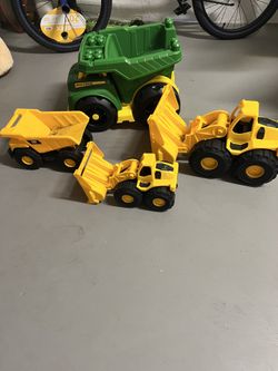 John Deere & Construction Toy Trucks Lot