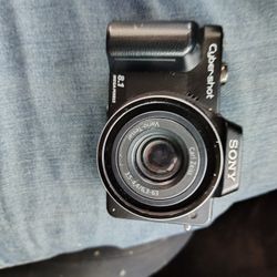 Sony Cyber Shot Digital Camera 