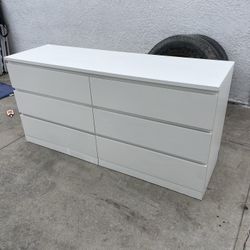 6 Drawer White IKEA Malm Dresser !