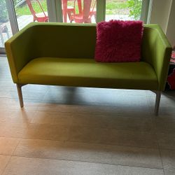 Green Cute Sofa 
