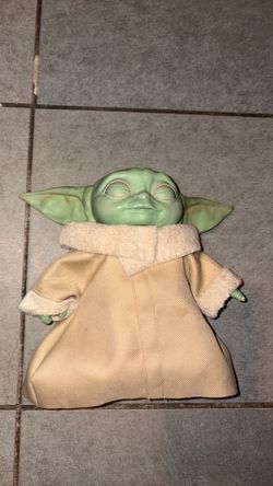 Moving baby yoda