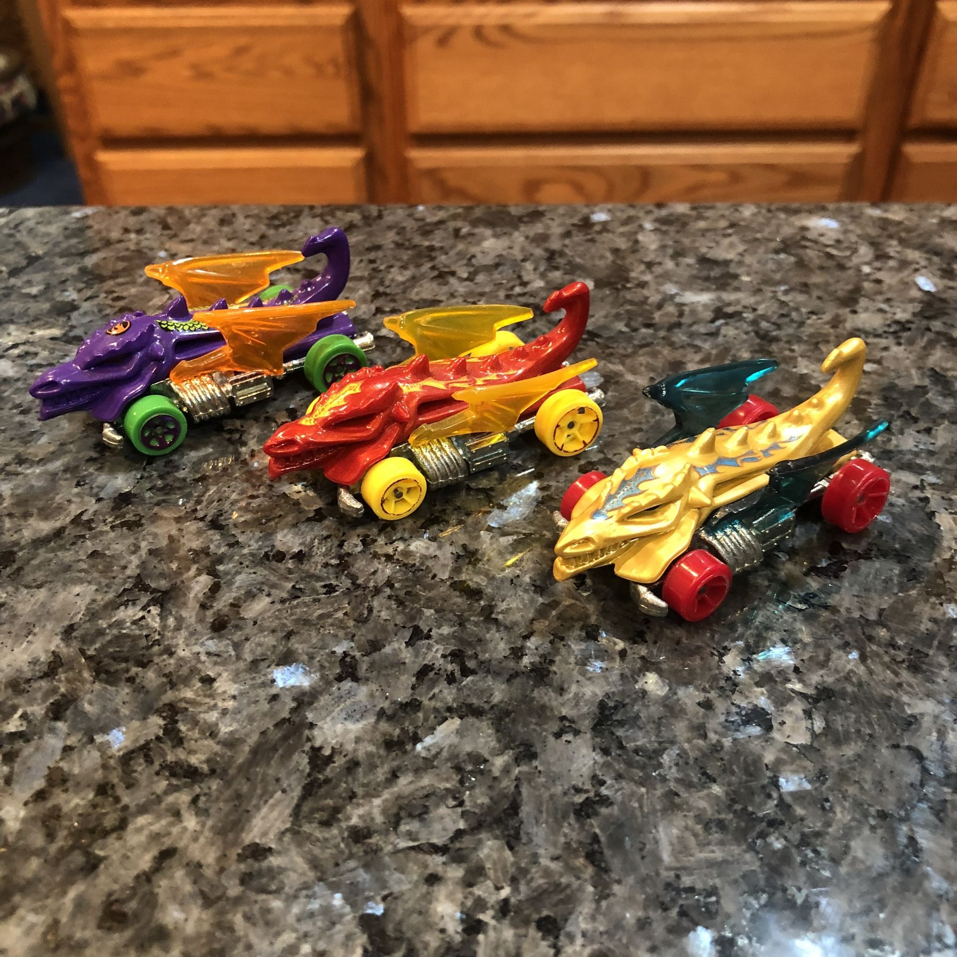 Hotwheels 2009 Lot Of 3 Cars Dragon Blasters. Preowned Good Condition for Sale in Artesia, CA