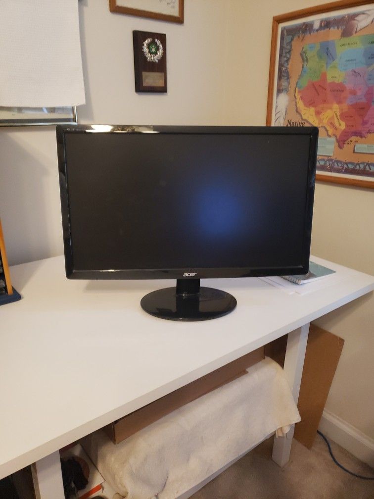 20 Inch Acer monitor