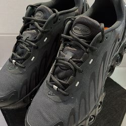 NIKE AIR MAX DN8 “TRIPLE BLACK”