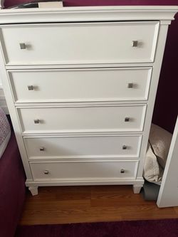 White 5-Drawer Tall Chest Dresser for bed room/nursery room 52”/15”