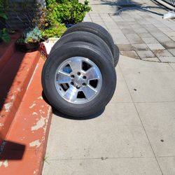 Toyota Tacoma 2005 Tires / Llantas