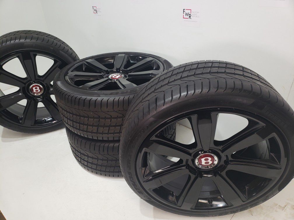21” Bentkey GT Continental black wheels and tires