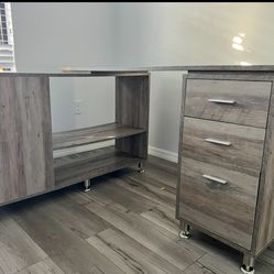 L-Shaped Computer Desk