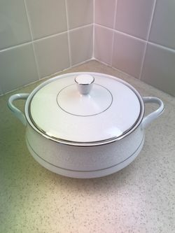 Ceramic Casserole - Vintage