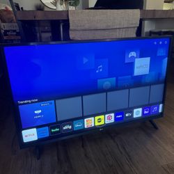 32 Inch LG Smart TV