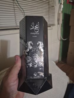 Le Falcone Amjaad Glory Perfume
