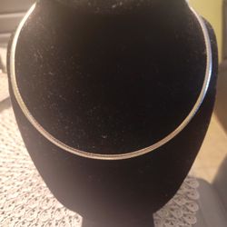 Ladies 17" Herringbone Necklace, Color Silver.