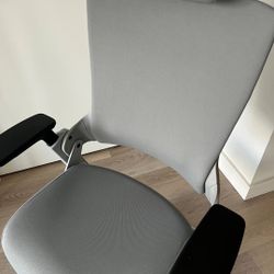 CLATINA Mellet Ergonomiv Office Chair - Top YouTube Pick