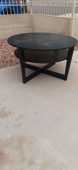 3ft round coffee table very sturdy
